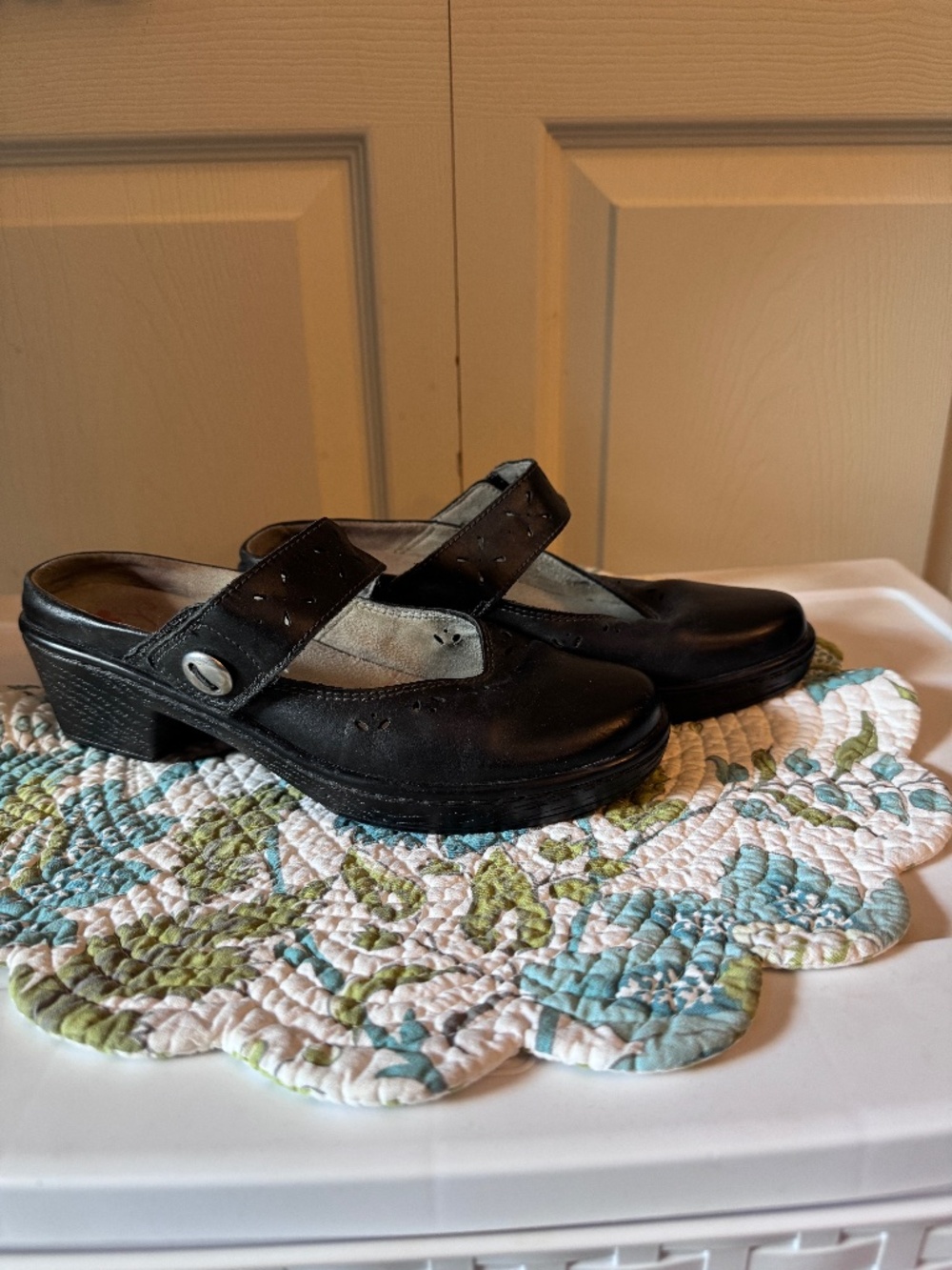 KLOGS women’s slip in shoes